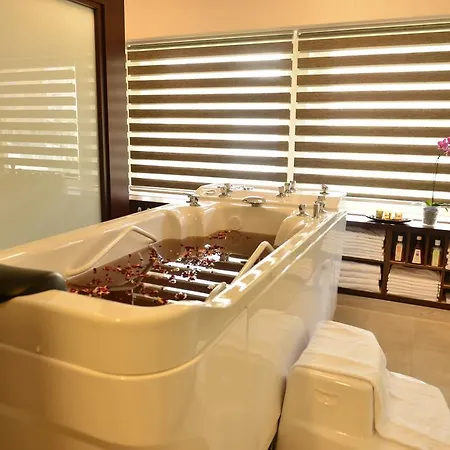 Отель Ea Atlantic Palace 4*